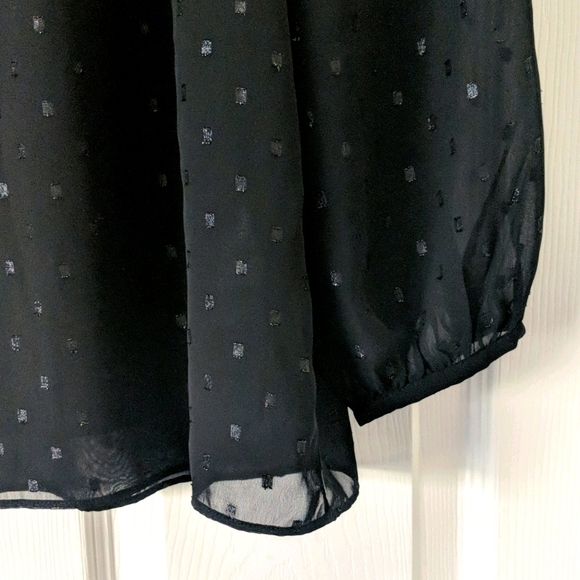 Old Navy Cold Shoulder Flowy Babydoll Top Black Small - Picture 8 of 12